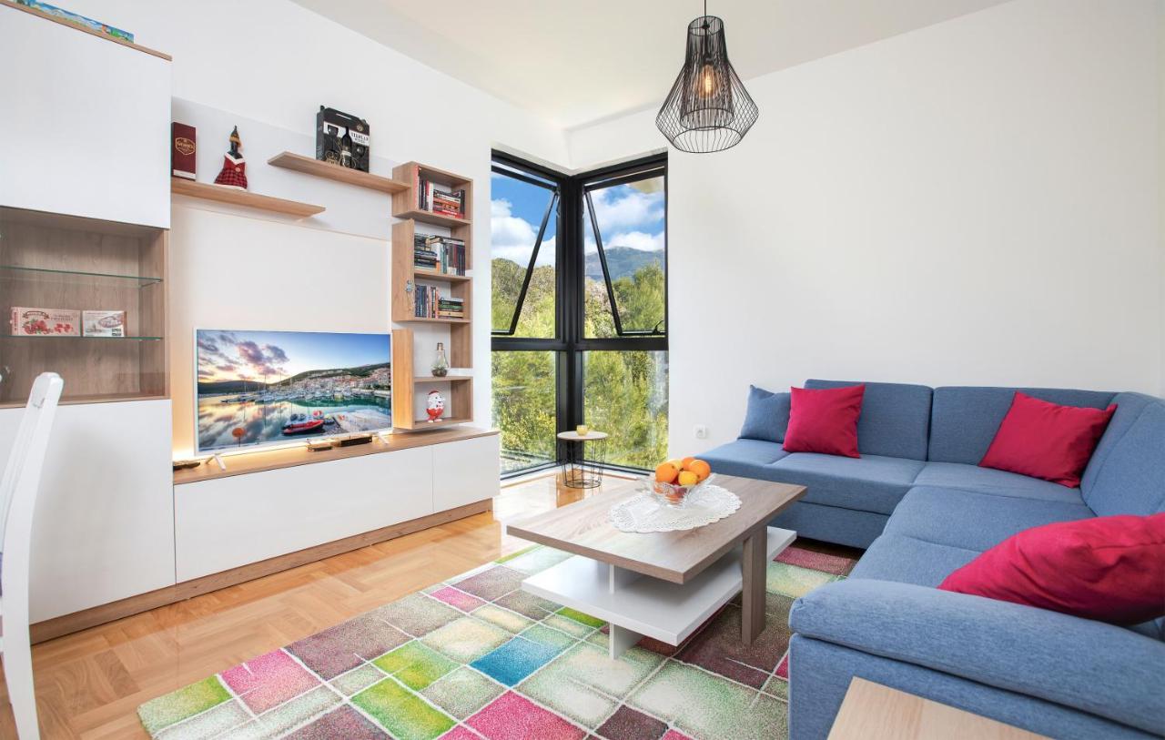 Piskalina Apartment Tivat Exteriör bild