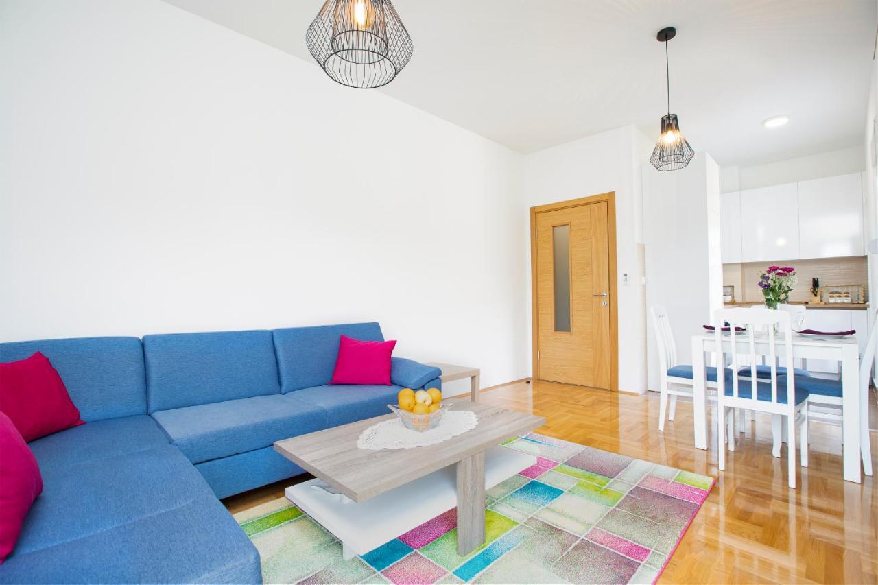 Piskalina Apartment Tivat Exteriör bild